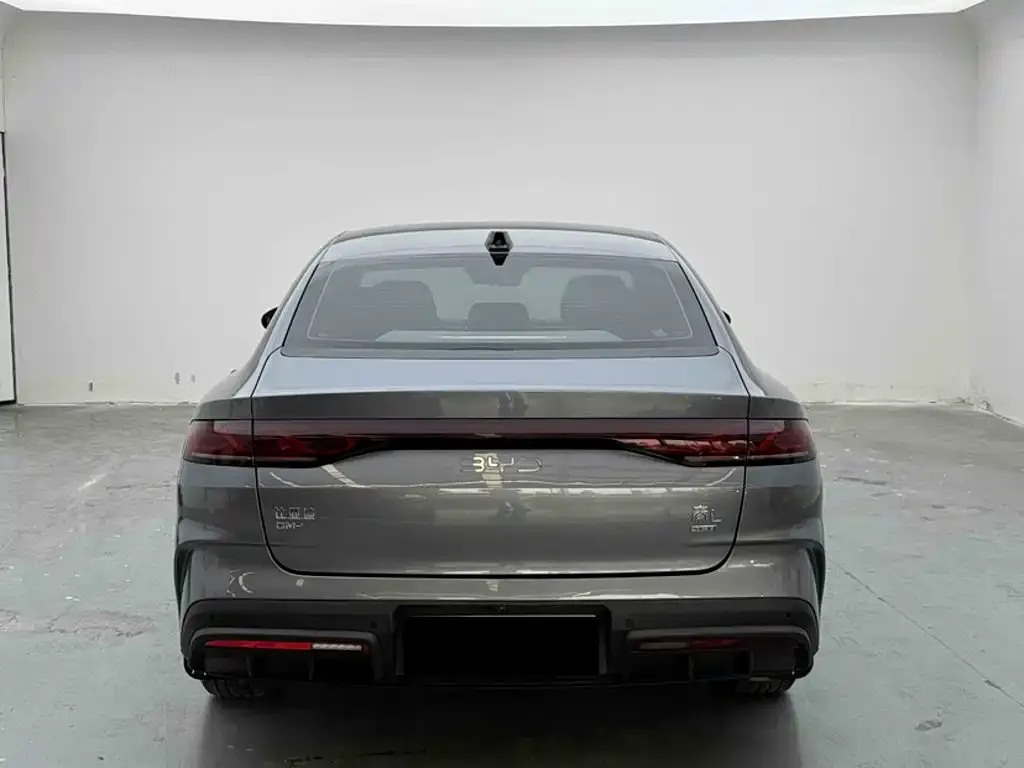 BYD Qin L — фото 7