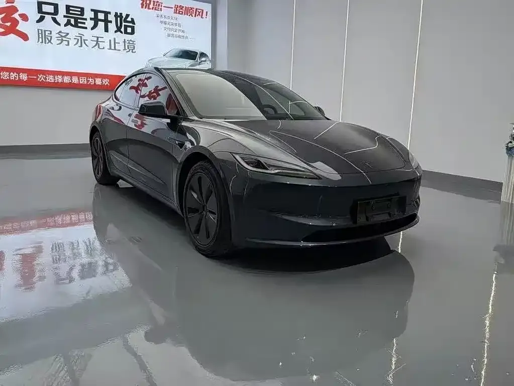 Tesla Model 3 — фото 2
