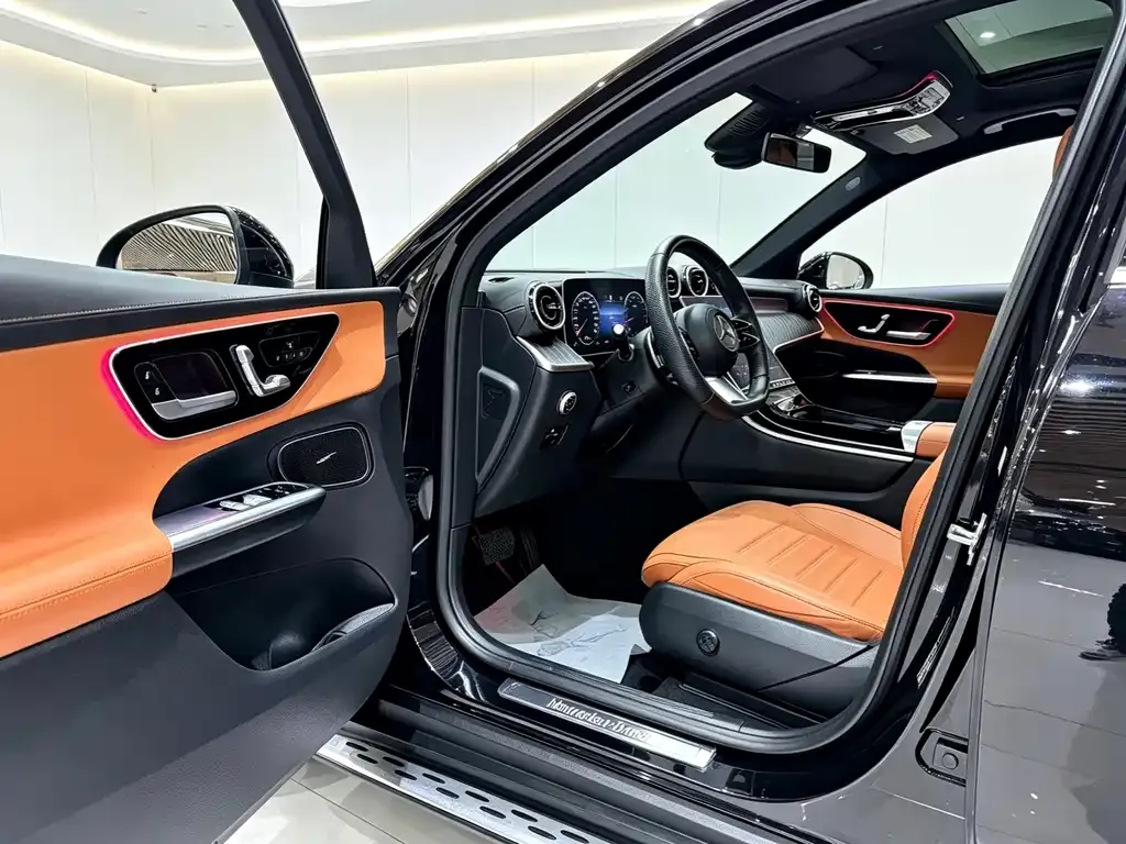 Mercedes-Benz GLC — фото 10
