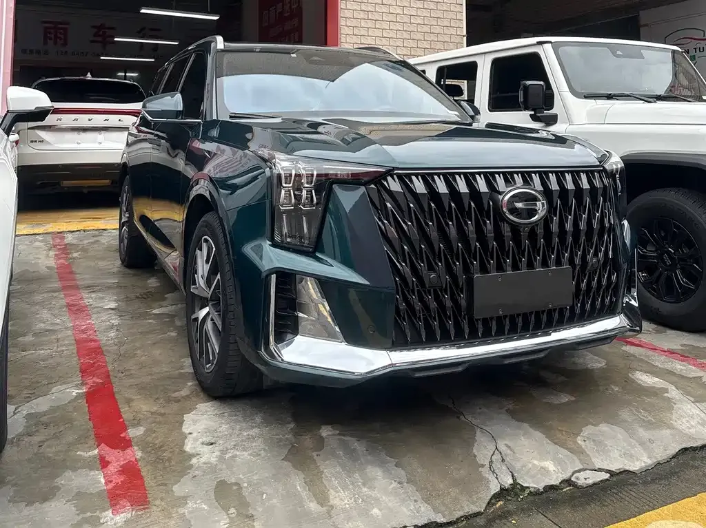 GAC Motor Trumpchi GS8 — фото 1