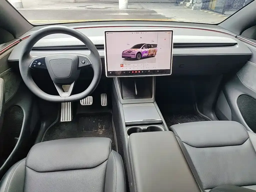 Tesla Model Y L — фото 4
