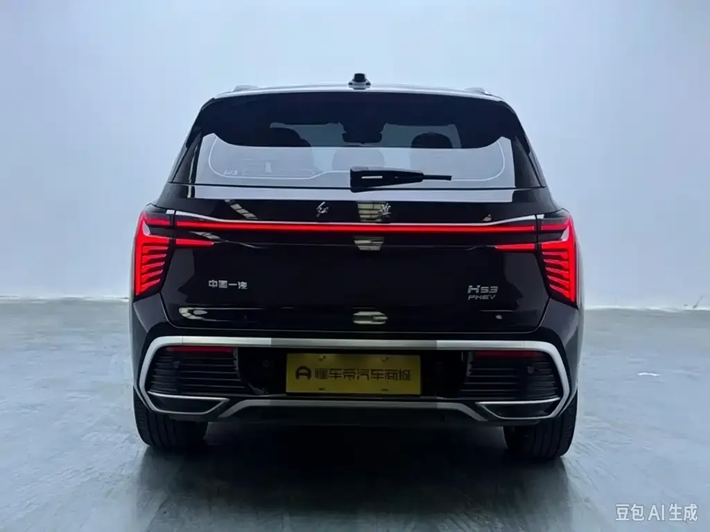 Hongqi HS3 PHEV — фото 8