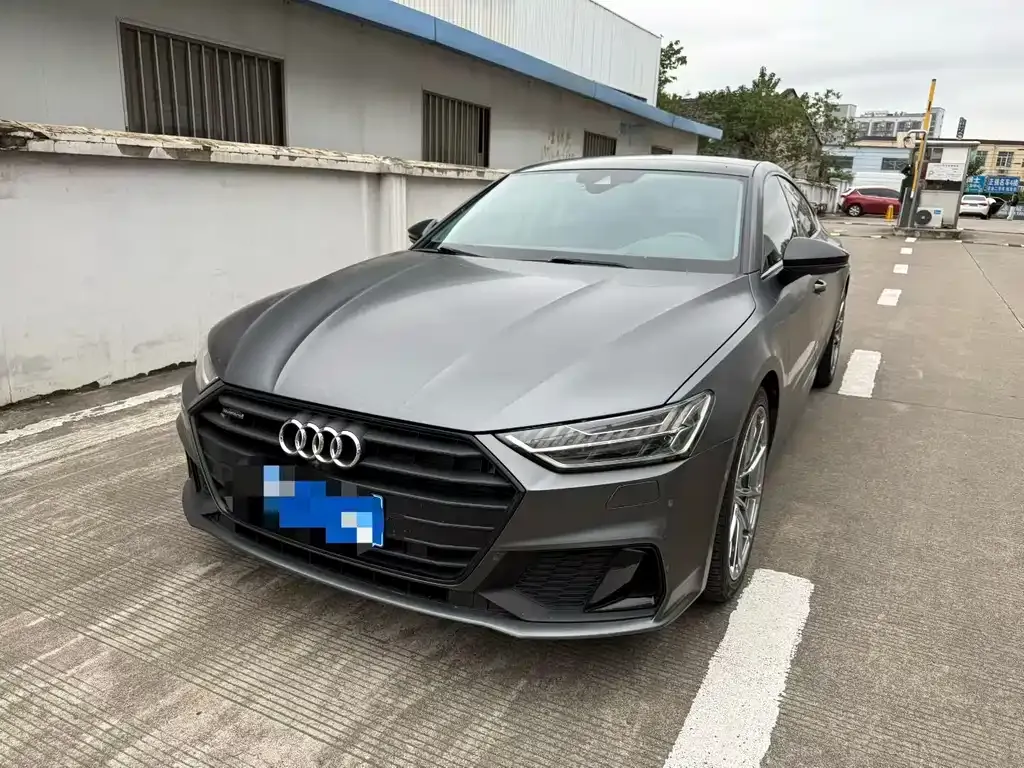 Audi A7 — фото 1