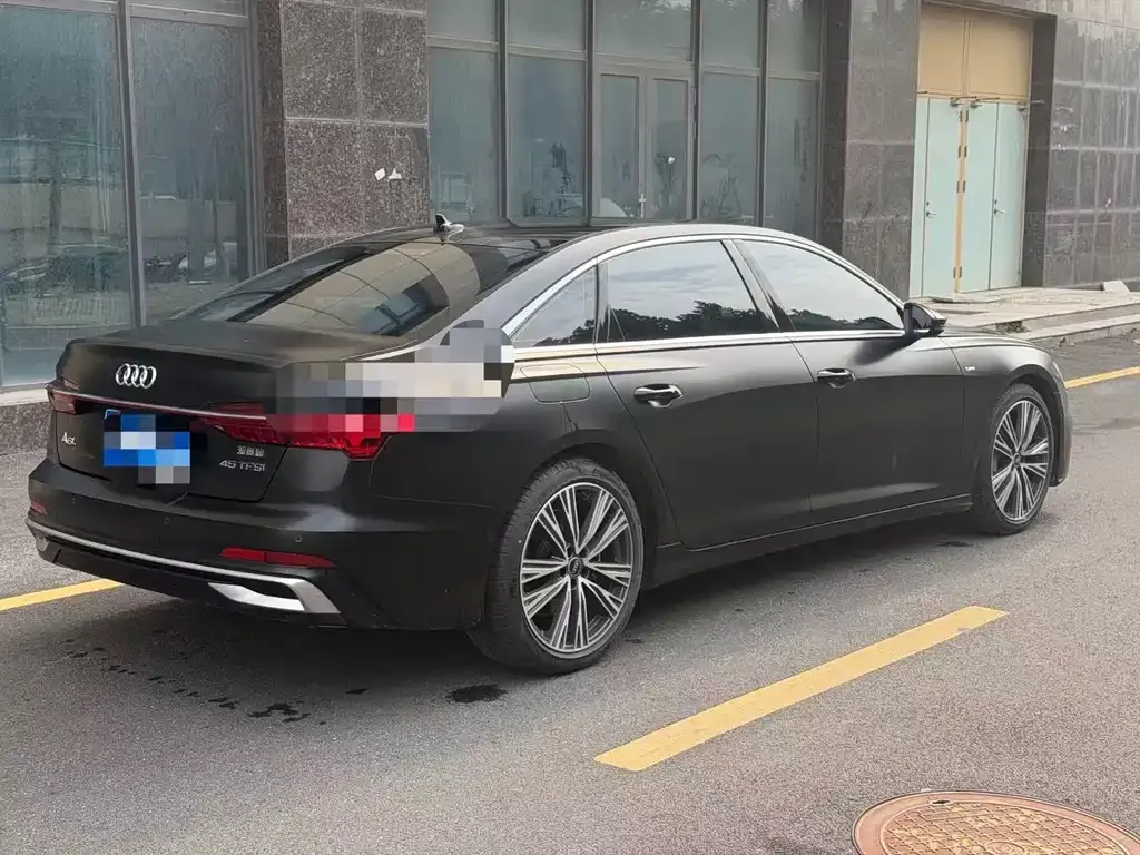 Audi A6L — фото 5