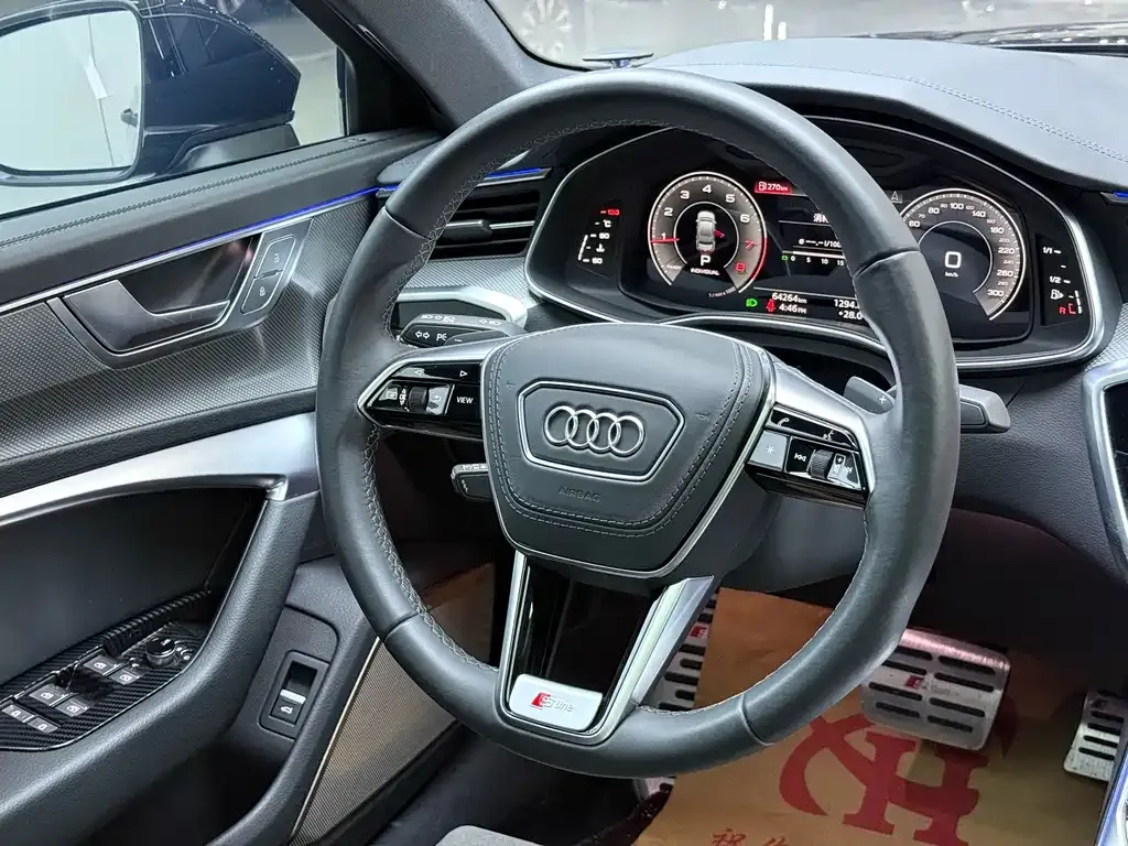 Audi A6L — фото 6
