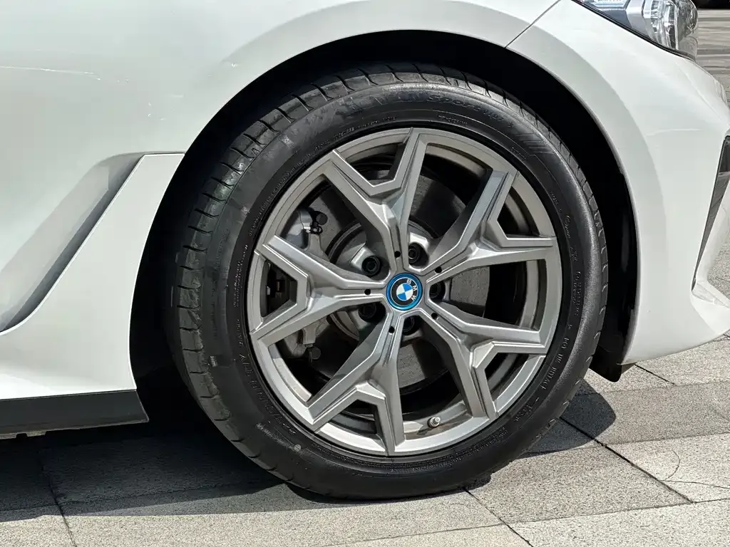 BMW i3 — фото 5