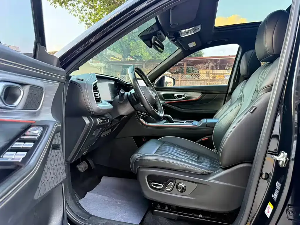 GAC Motor Trumpchi GS8 — фото 2