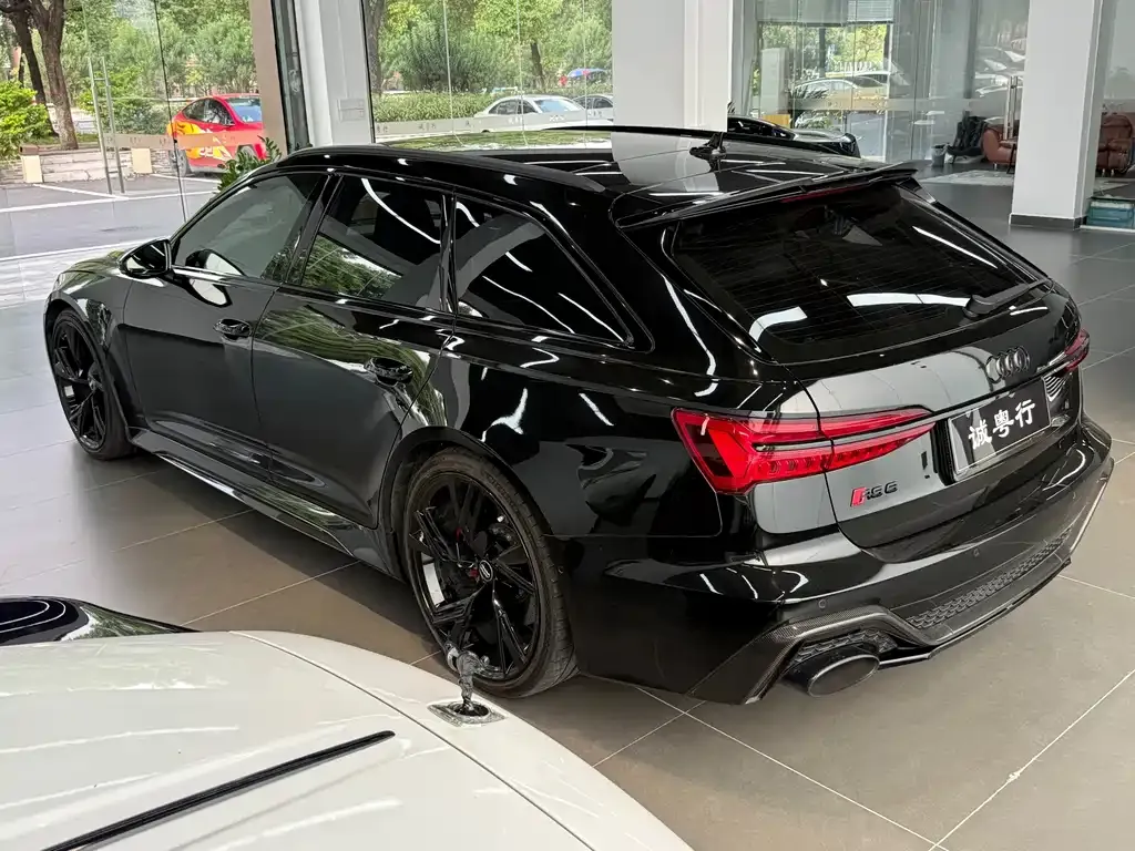 Audi RS 6 — фото 8
