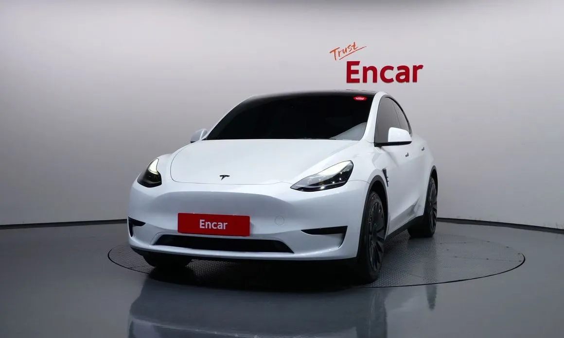 Tesla Model Y — фото 6