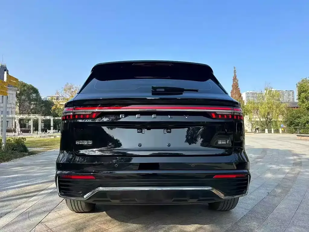Geely Xingyue L — фото 3