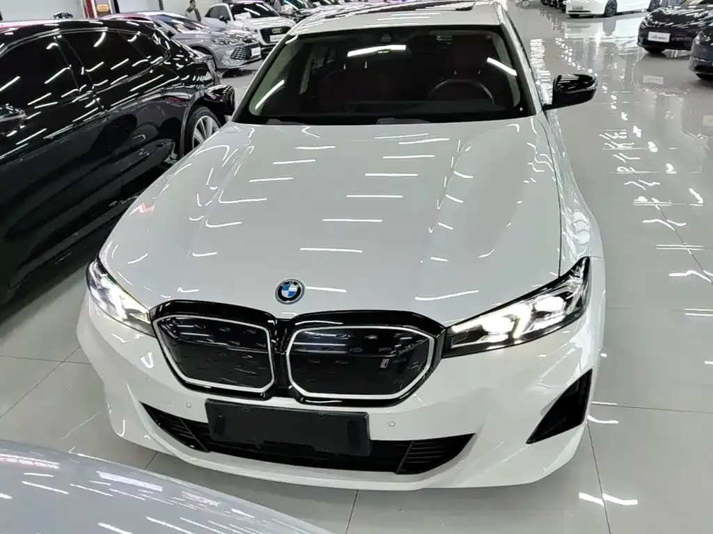 BMW i3 — фото 3