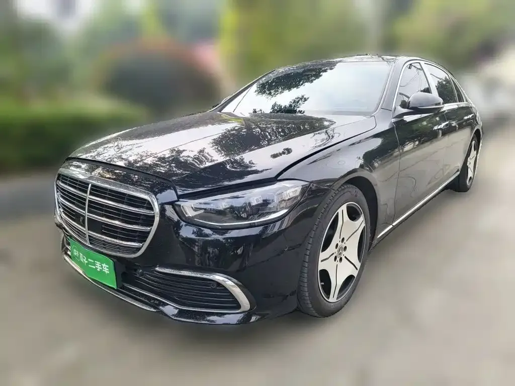 Mercedes-Benz S-Class — фото 1