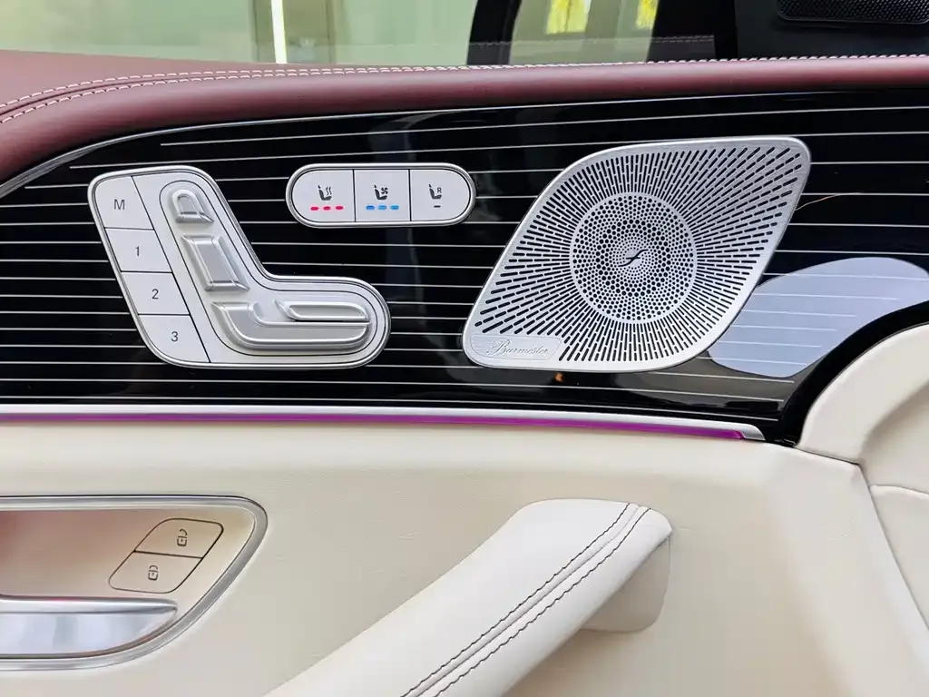 Mercedes-Benz GLS — фото 5