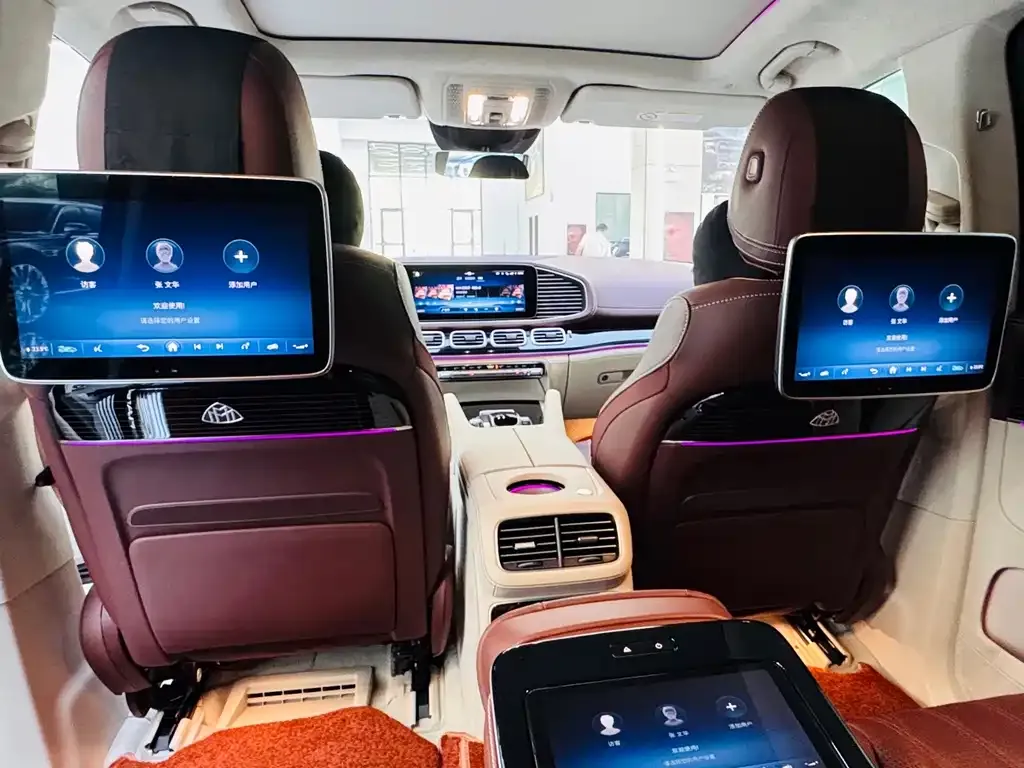 Mercedes-Benz GLS — фото 8