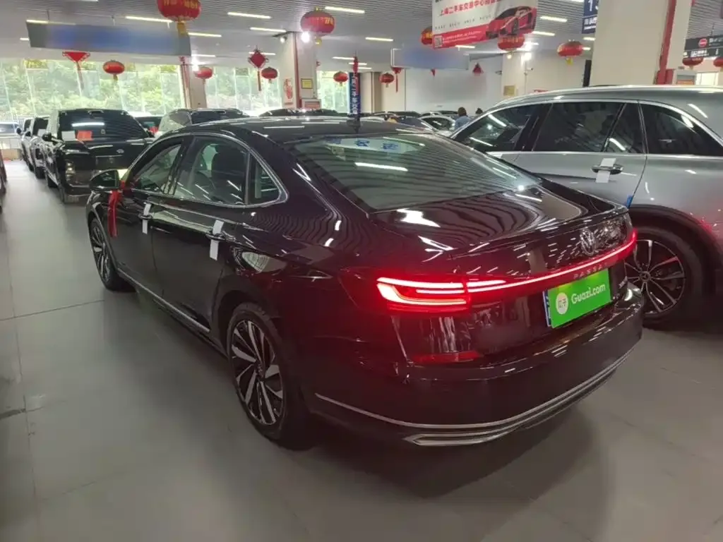 Volkswagen Passat — фото 6