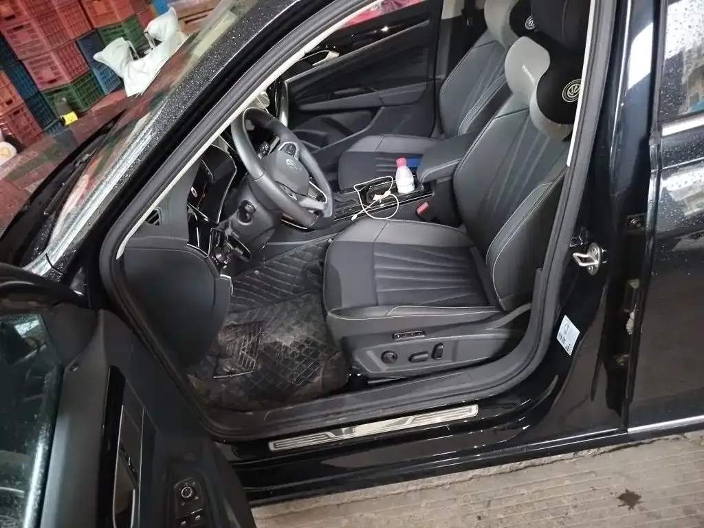 Volkswagen Passat — фото 10