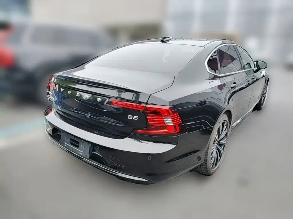 Volvo S90 — фото 5