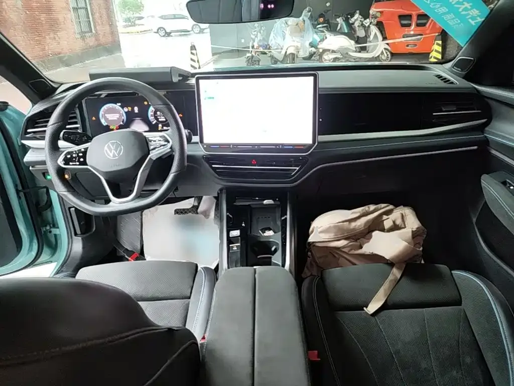 Volkswagen Passat — фото 2
