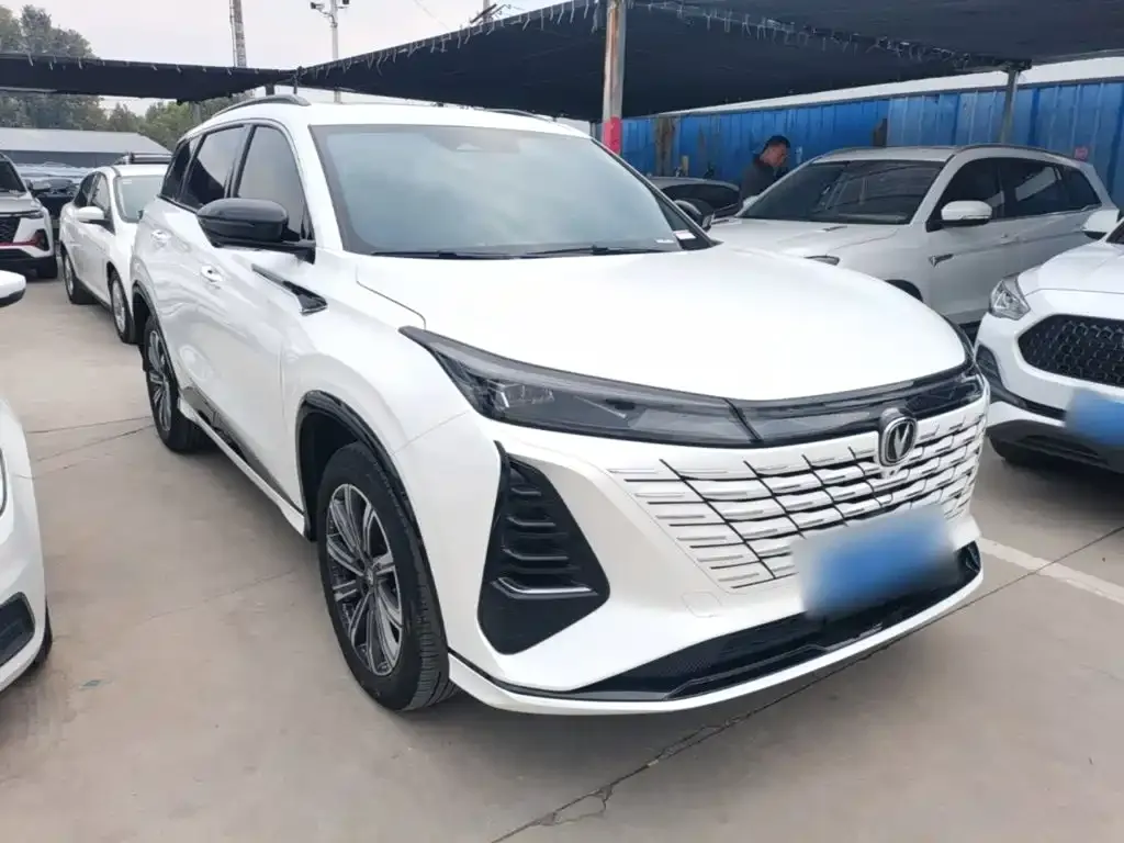 Changan CS75 PLUS — фото 8