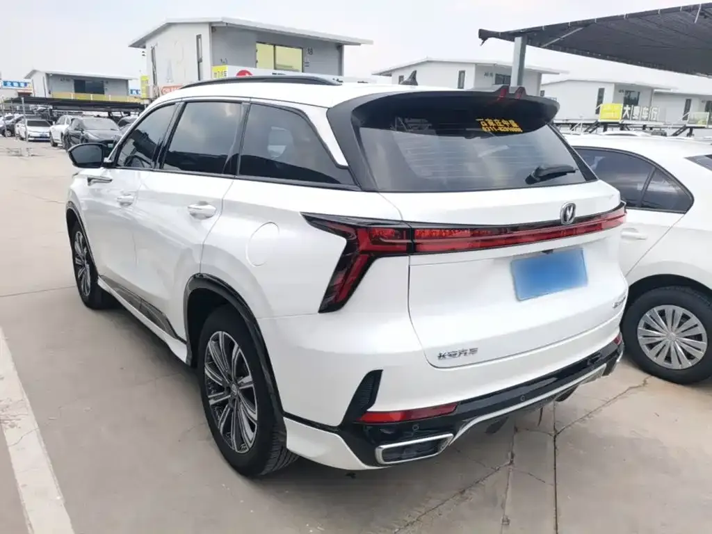 Changan CS75 PLUS — фото 2