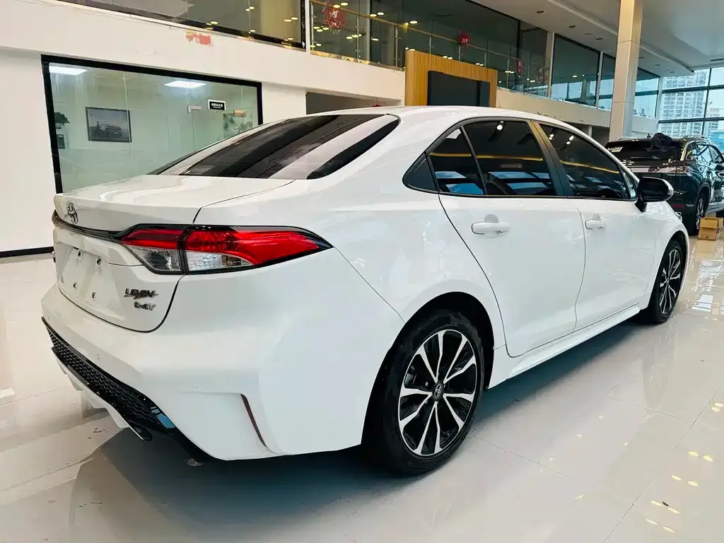 Toyota Levin — фото 10