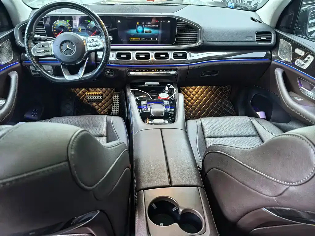 Mercedes-Benz GLS — фото 4