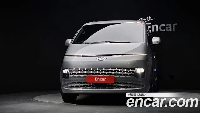 Hyundai Staria — фото 2