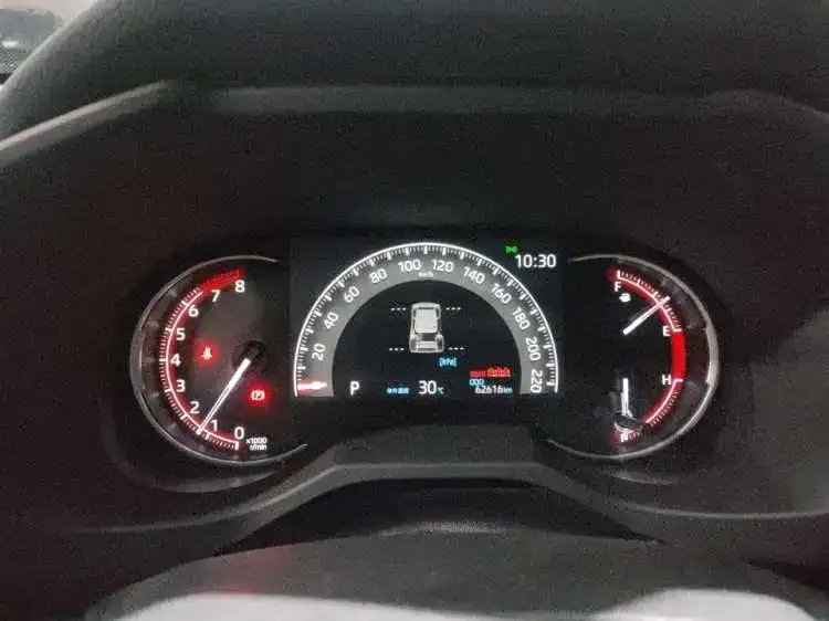 Toyota RAV4 — фото 2