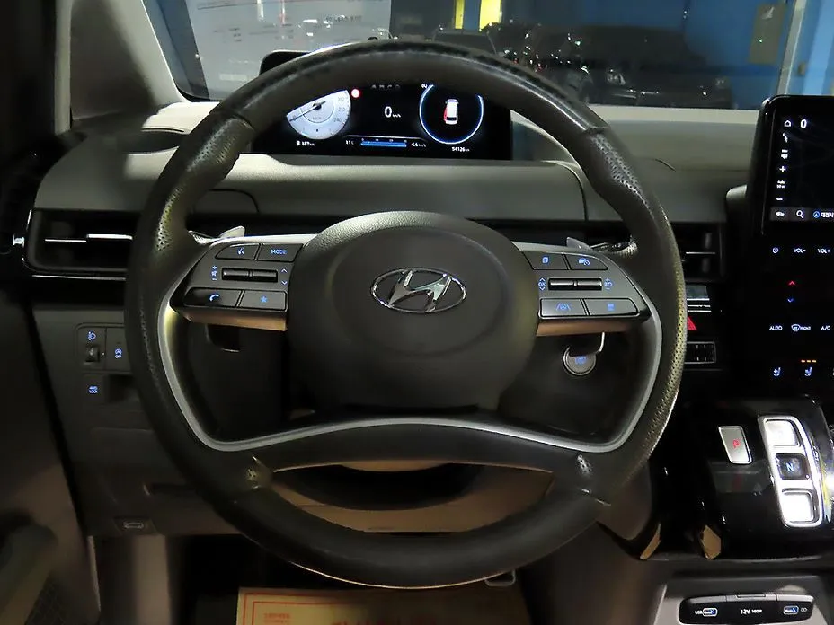 Hyundai Staria — фото 3