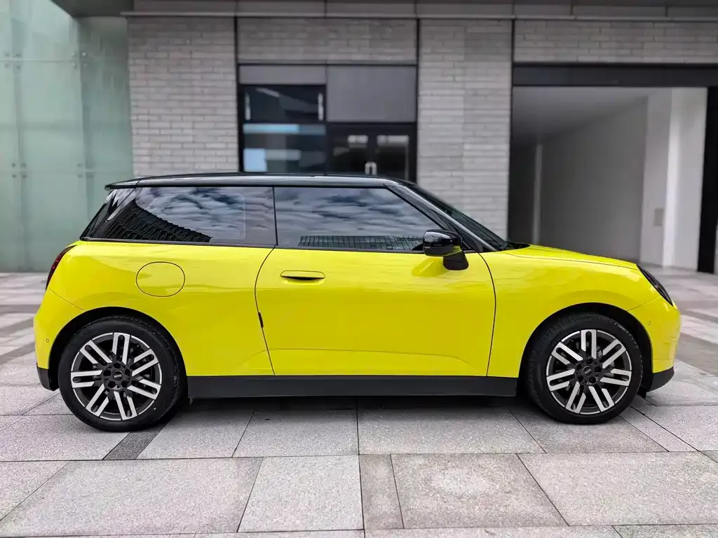 MINI Cooper EV — фото 8