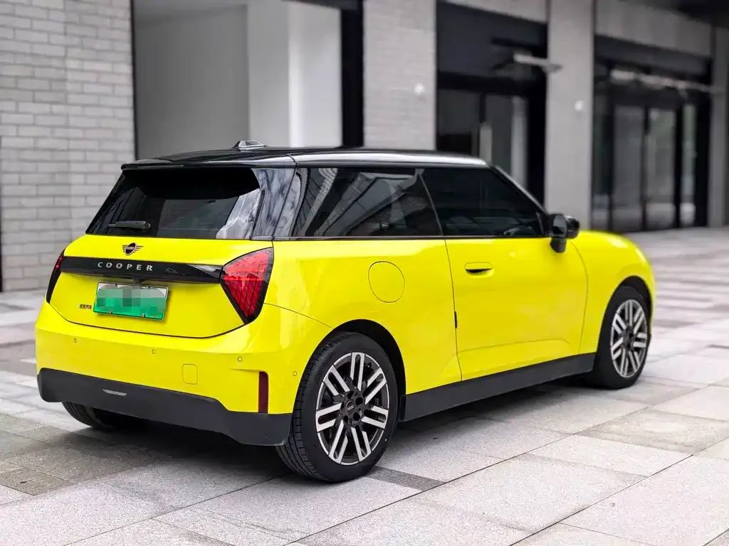 MINI Cooper EV — фото 3