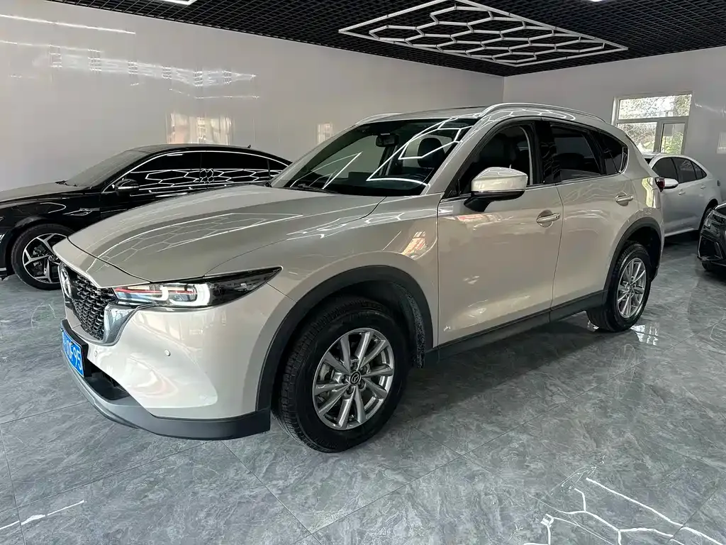 Mazda CX-5 — фото 1