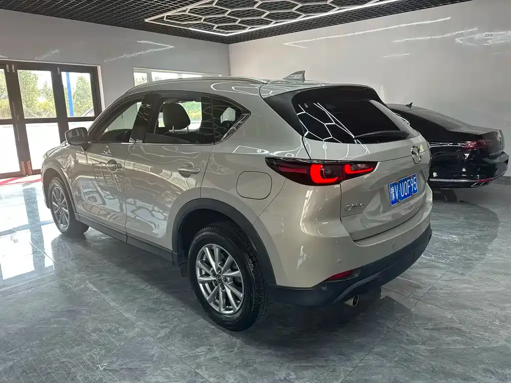Mazda CX-5 — фото 5