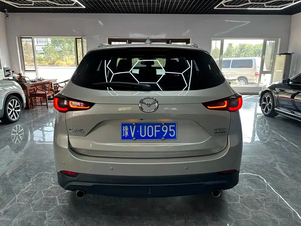 Mazda CX-5 — фото 10