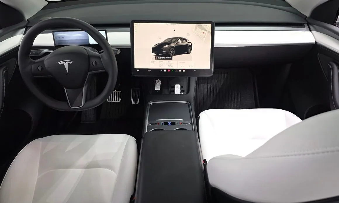 Tesla Model Y — фото 4