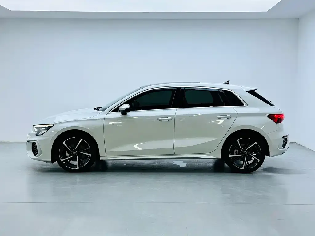 Audi A3 — фото 3