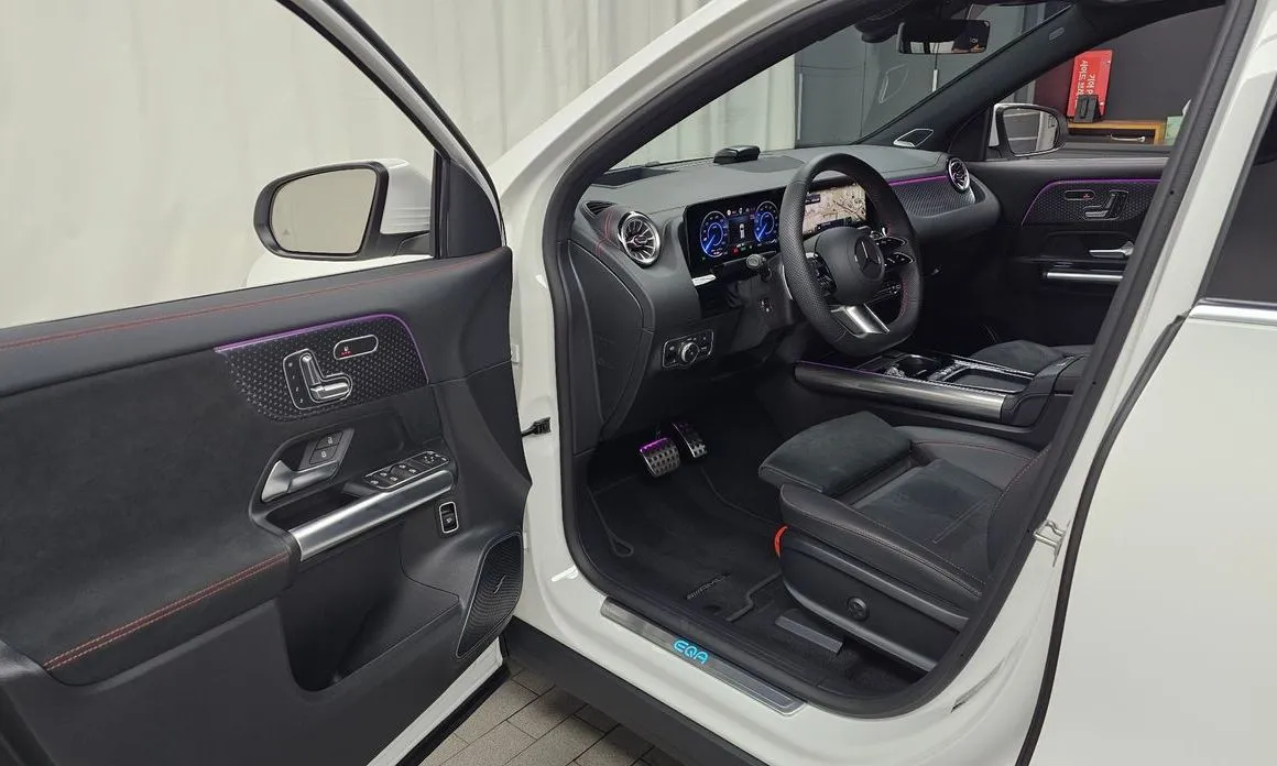 Mercedes-Benz EQA — фото 10