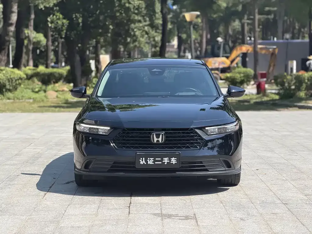 Honda Accord — фото 8