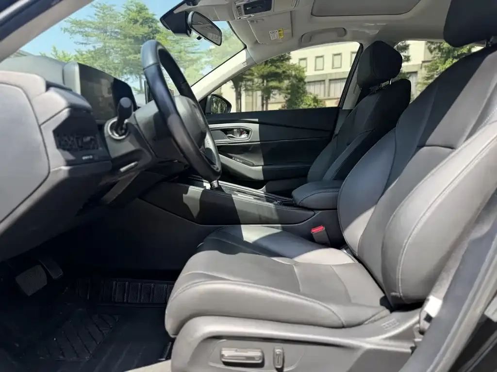 Honda Accord — фото 2