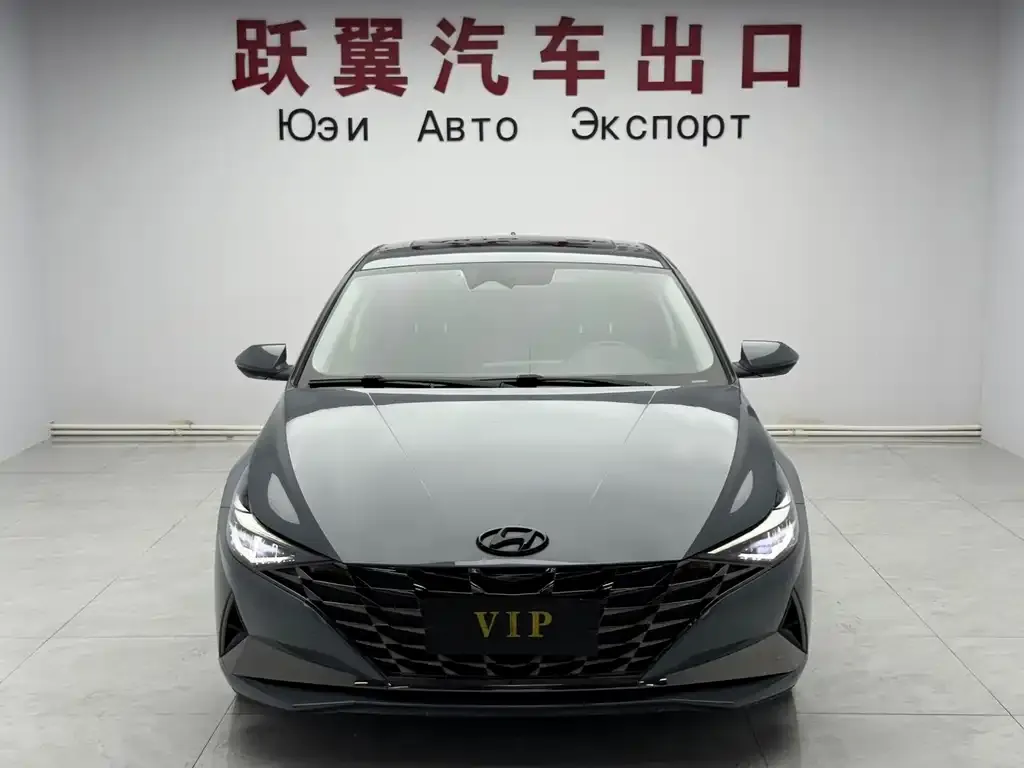 Hyundai Elantra — фото 10