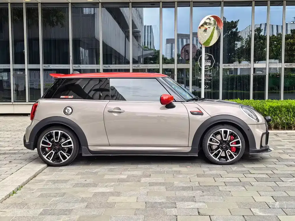 MINI JCW (John Cooper Works) — фото 5