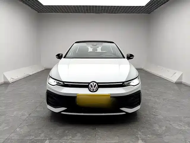 Volkswagen Golf — фото 5