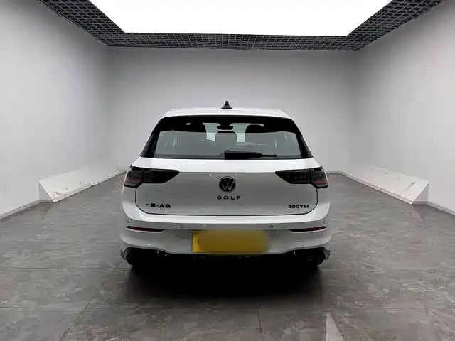 Volkswagen Golf — фото 2