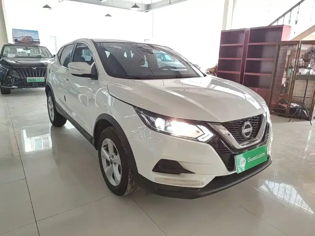 Nissan Qashqai — фото 4