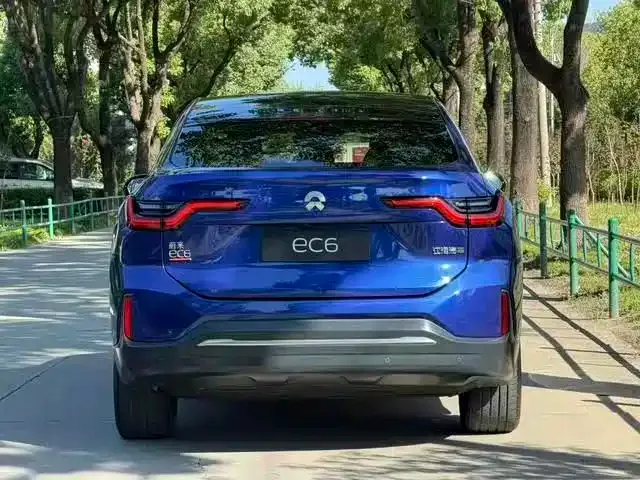 NIO EC6 — фото 10