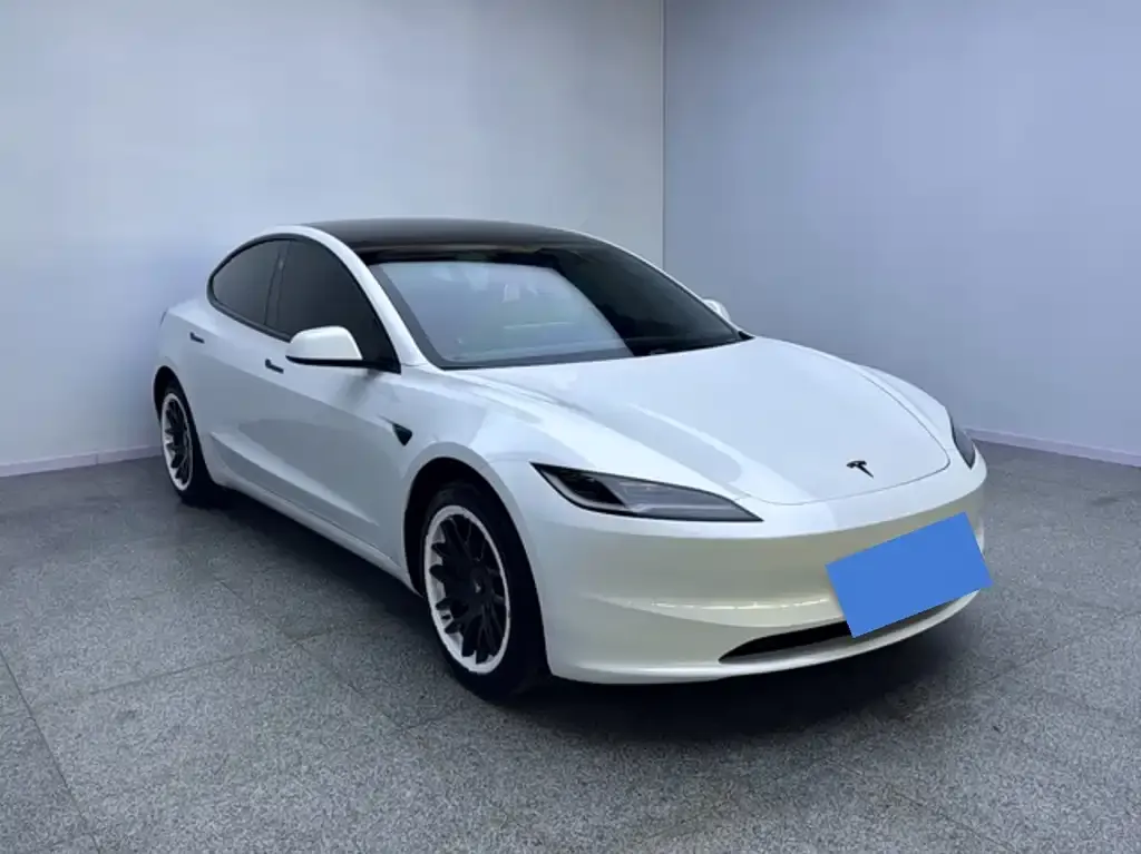 Tesla Model 3 — фото 6