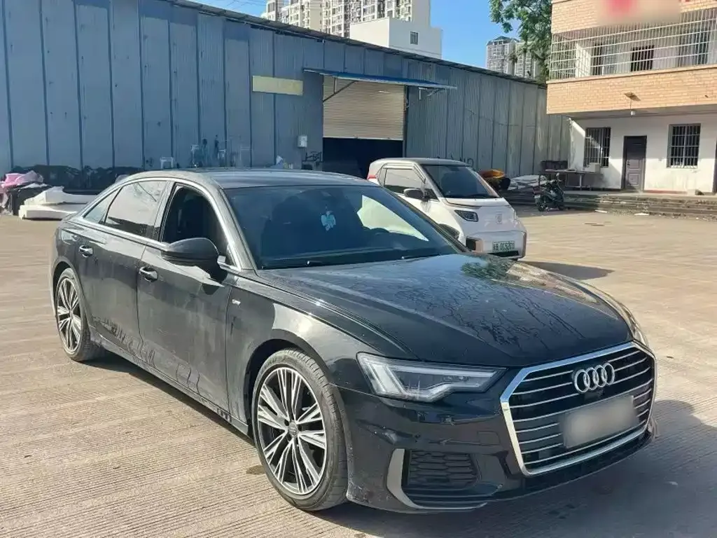 Audi A6L — фото 8