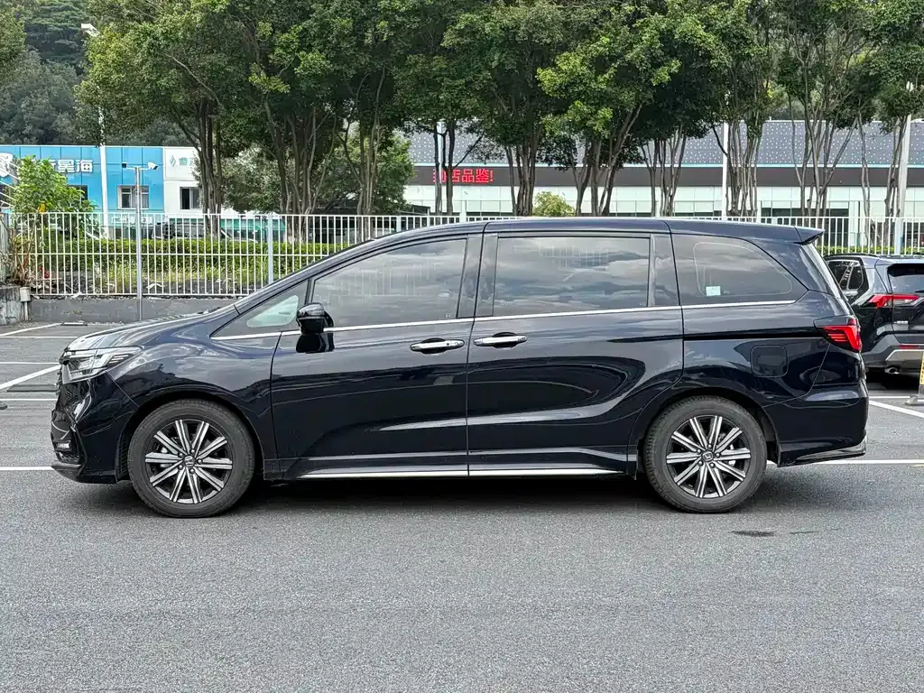 Honda Odyssey — фото 5