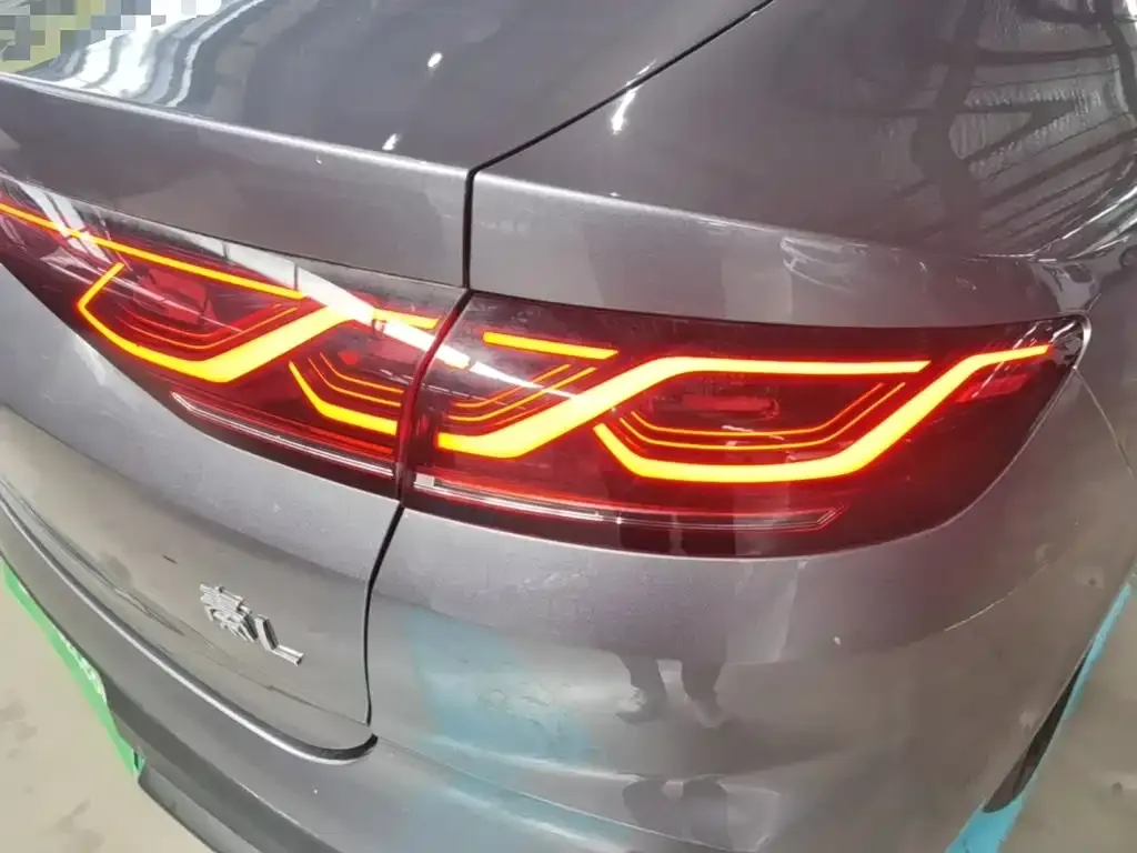 BYD Qin L — фото 10