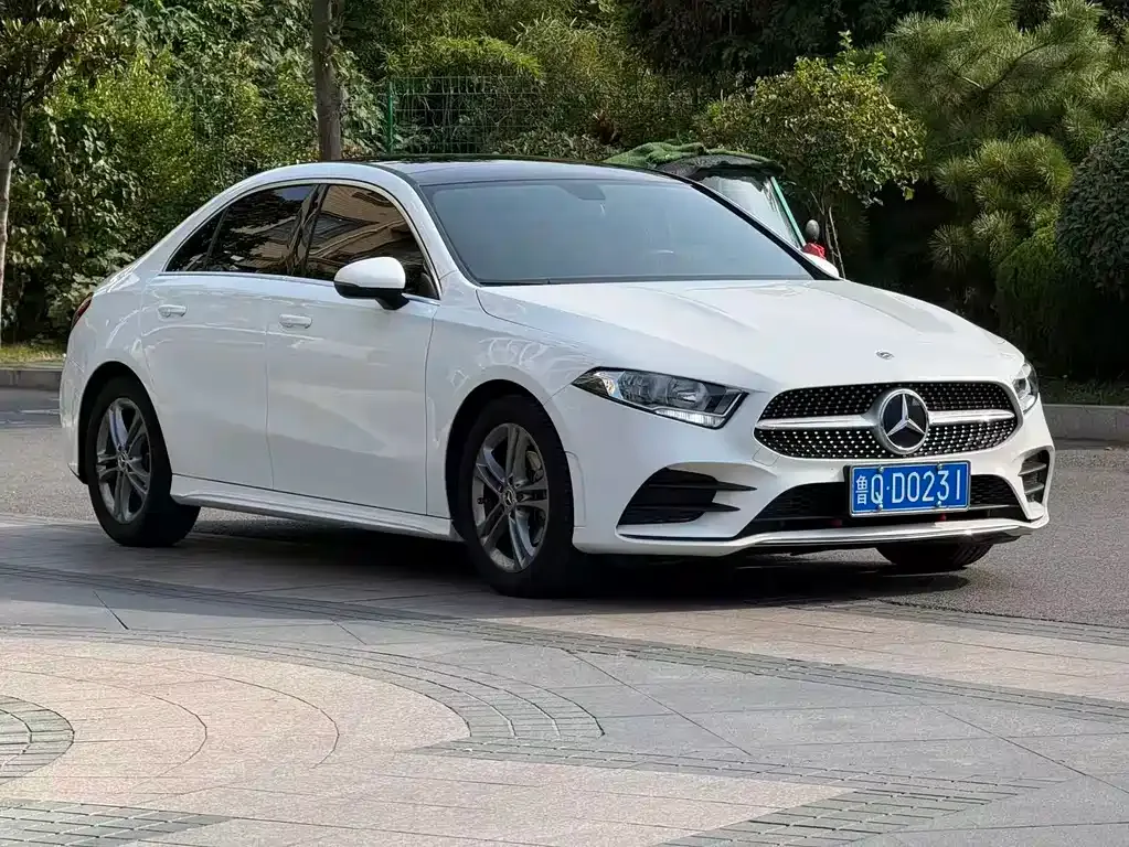 Mercedes-Benz A-Class — фото 8
